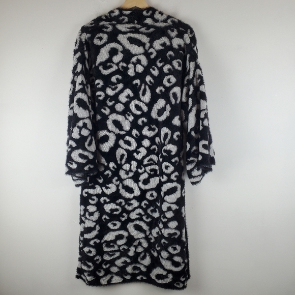 Akemi + Kin Open Cardigan One Size Black Cheetah Kimono Sleeve Long line Eyelash - Picture 3 of 10